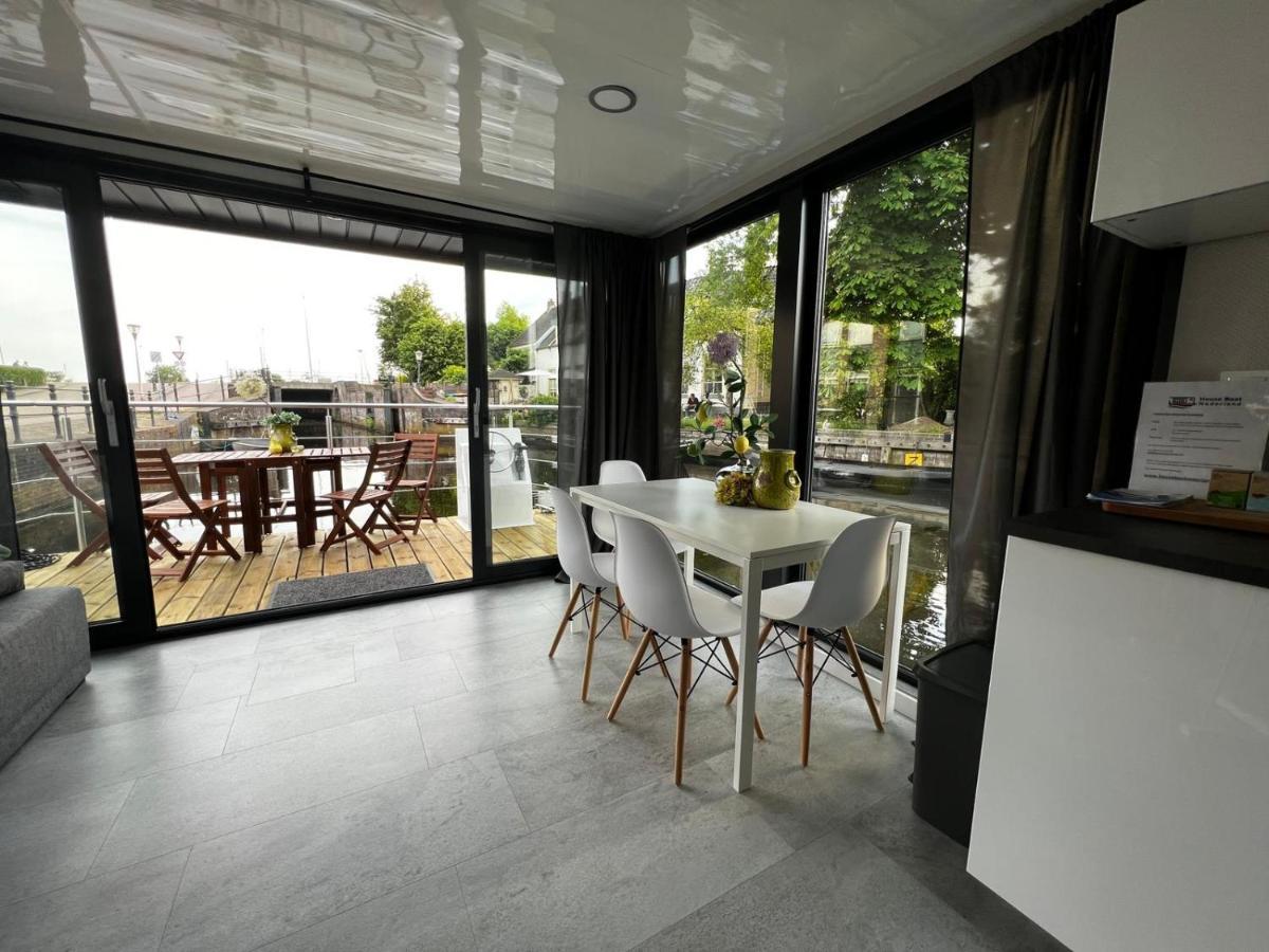 New Houseboat 2 Bedrooms 좌츠루이스 외부 사진